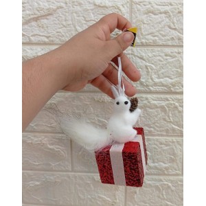 ENFEITE NTD13180 ESQUILO PRESENTE 6X12CM